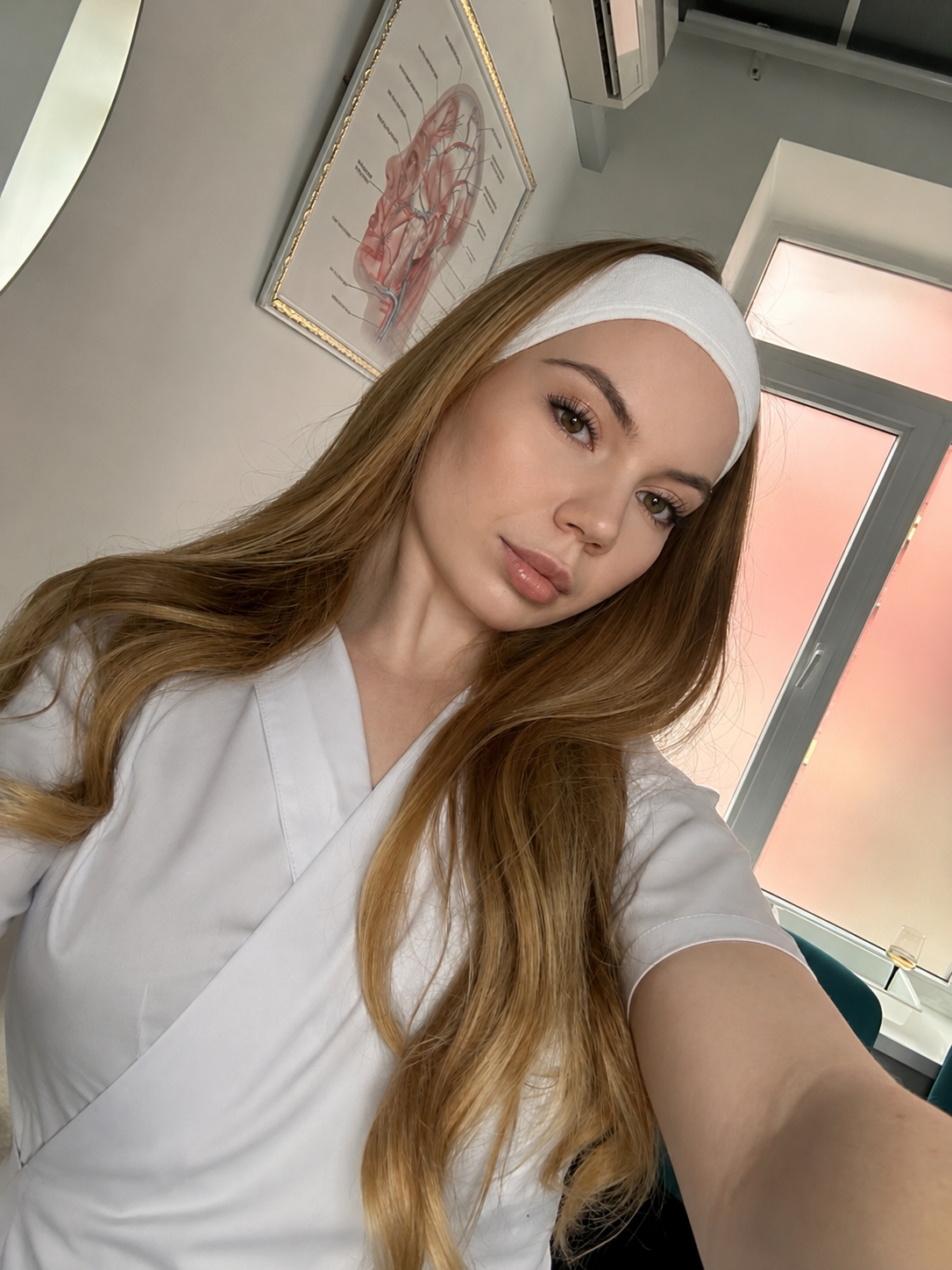 Dr. Yana